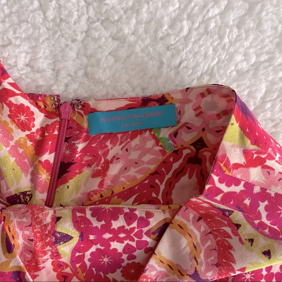 Matthew Williamson Escape Silk Petal Shorts, size 8 - Picture 2 of 6